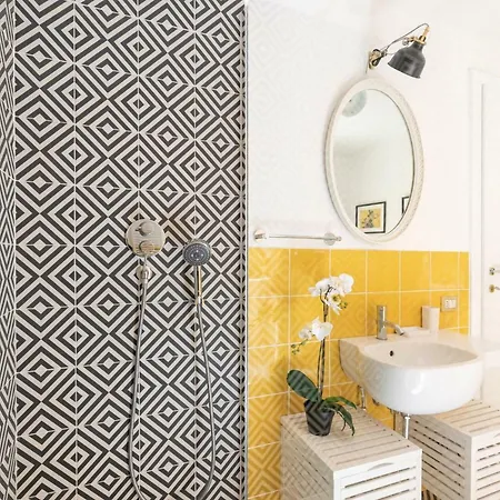 Apartment As Feel - Vittorio Colorful Design Rome